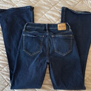 Hollister Curvy High-Rise Vintage Flare